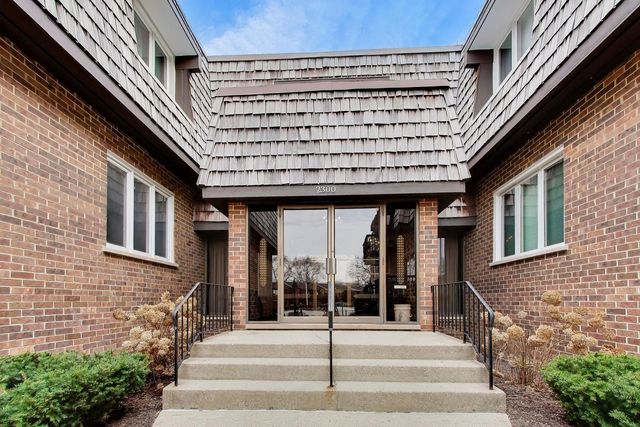 2300 W Talcott Road 1D, Park Ridge, IL 60068