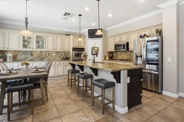 34662 Elmwood, Yucaipa, CA 92399