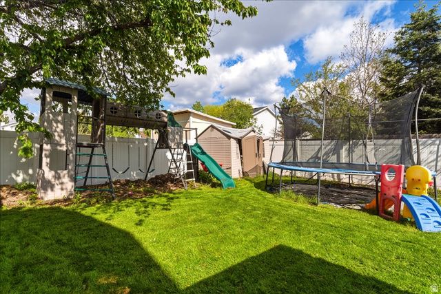 5718 W SUNBOW DR, Kearns, UT 84118