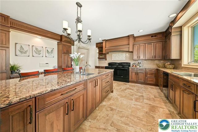 3200 Creamery Road, Solebury, PA 18938