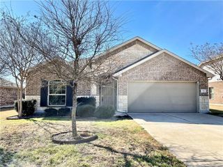 316 Cockrill ST, Hutto, TX 78634