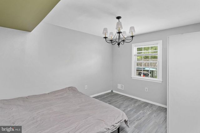 72 BUNKER RD, Lawrence Twp, NJ 08648