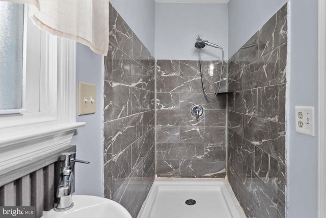 72 BUNKER RD, Lawrence Twp, NJ 08648