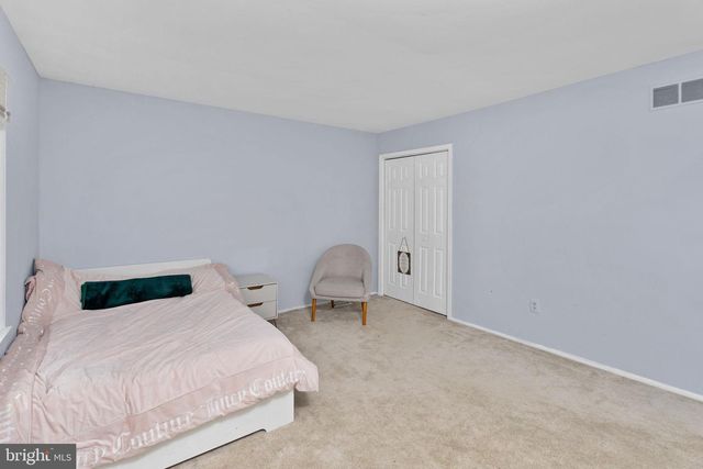 72 BUNKER RD, Lawrence Twp, NJ 08648