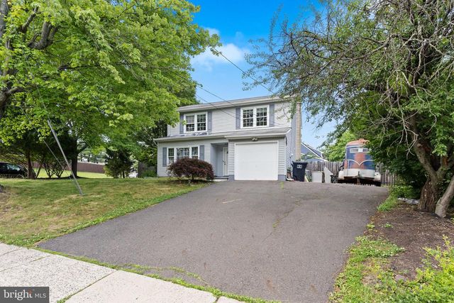 72 BUNKER RD, Lawrence Twp, NJ 08648