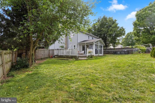 72 BUNKER RD, Lawrence Twp, NJ 08648