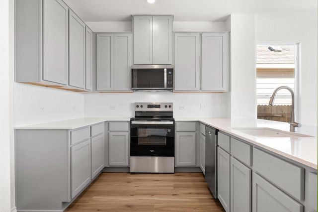 8303 Knoxville TRL, Austin, TX 78744