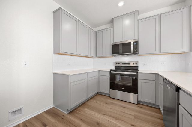 8303 Knoxville TRL, Austin, TX 78744