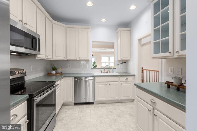 204 BRIDGEWATER CIR, Fredericksburg, VA 22406