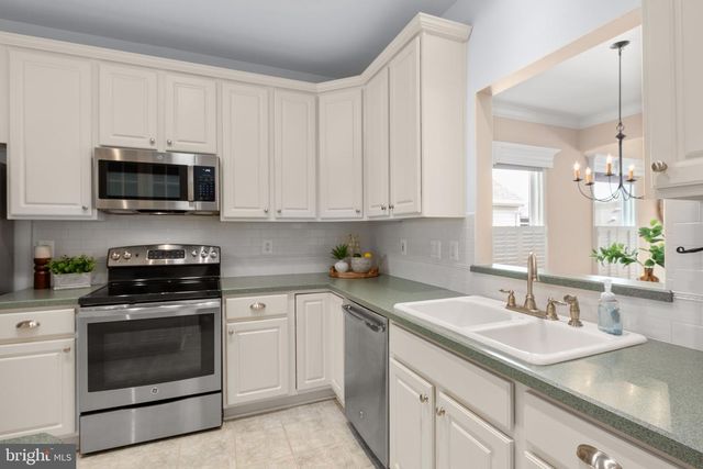 204 BRIDGEWATER CIR, Fredericksburg, VA 22406