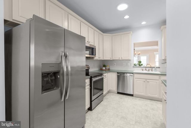 204 BRIDGEWATER CIR, Fredericksburg, VA 22406