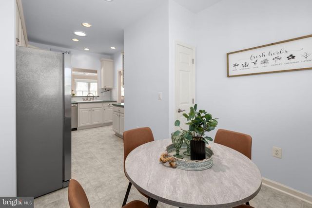 204 BRIDGEWATER CIR, Fredericksburg, VA 22406