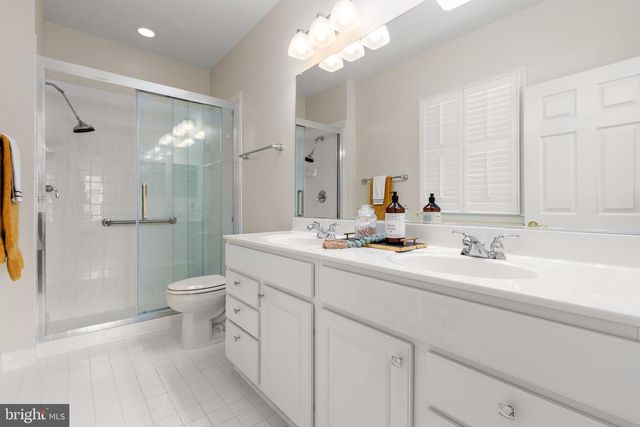 204 BRIDGEWATER CIR, Fredericksburg, VA 22406