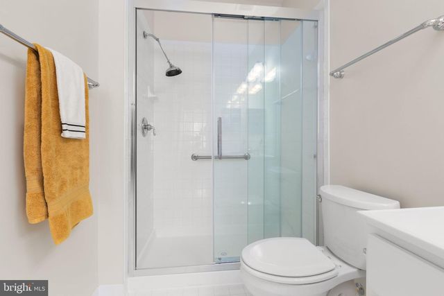 204 BRIDGEWATER CIR, Fredericksburg, VA 22406