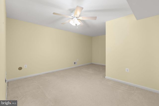 204 BRIDGEWATER CIR, Fredericksburg, VA 22406