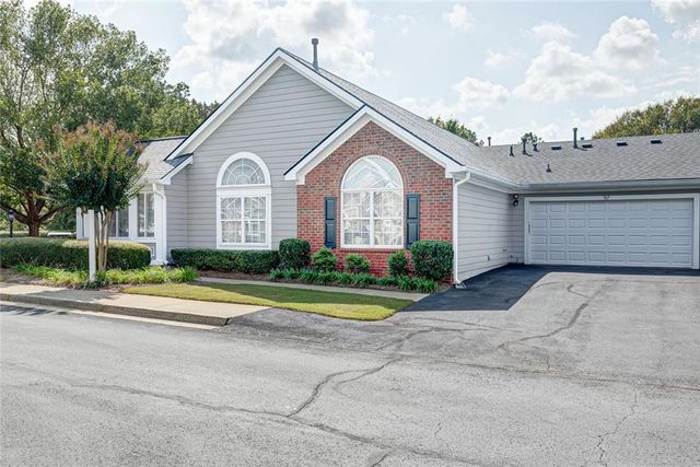 927 Burnt Hickory NW Circle, Marietta, GA 30064