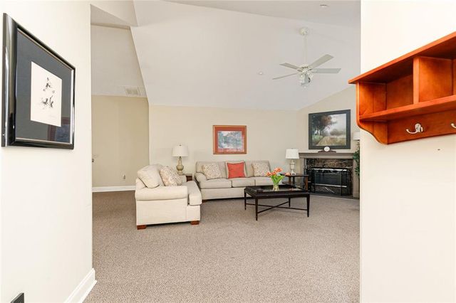 927 Burnt Hickory NW Circle, Marietta, GA 30064