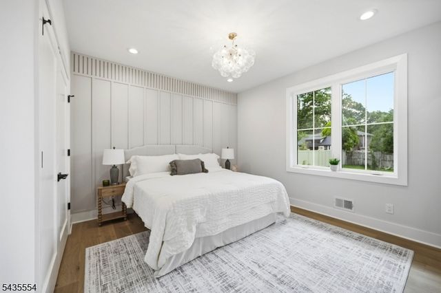221 Delaware St, Westfield Town, NJ 07090