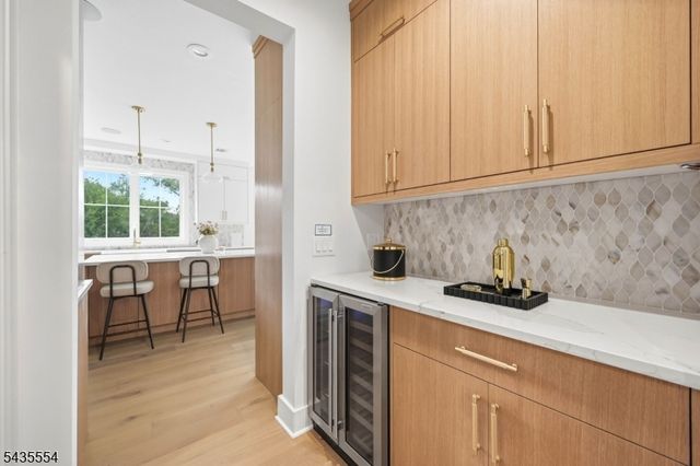 221 Delaware St, Westfield Town, NJ 07090