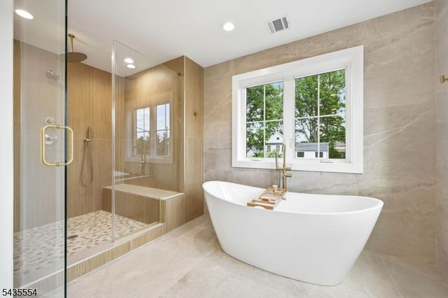 221 Delaware St, Westfield Town, NJ 07090