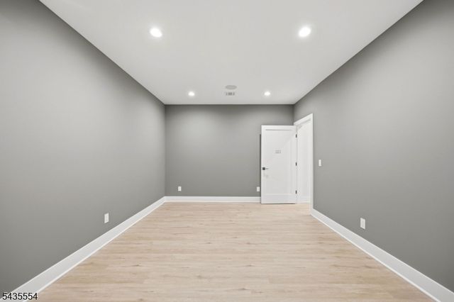 221 Delaware St, Westfield Town, NJ 07090