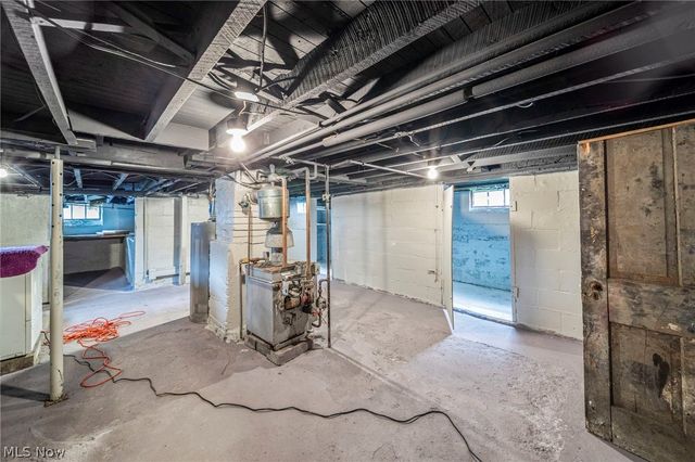 116 Chardon Avenue, Chardon, OH 44024