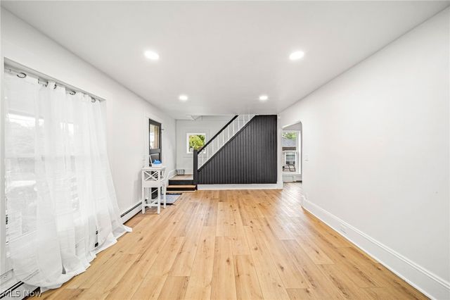 116 Chardon Avenue, Chardon, OH 44024