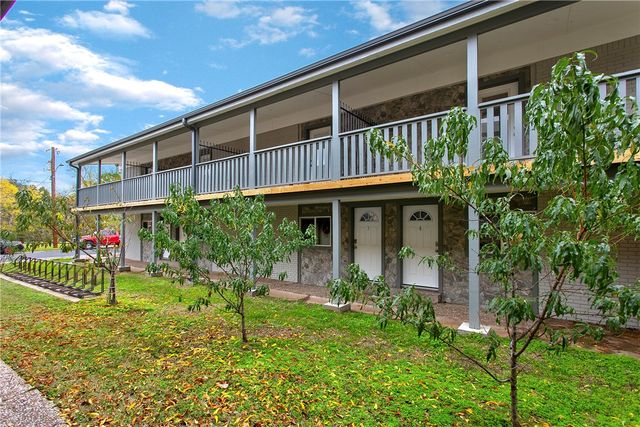 513 Boyett Street 2, College Station, TX 77840