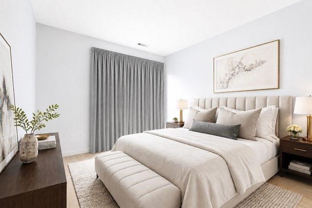 45 W 3rd St 413, Boston, MA 02127