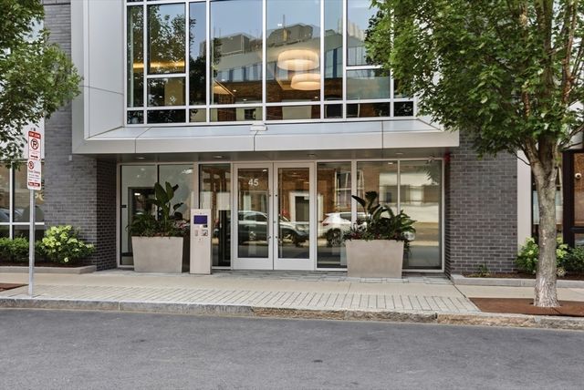 45 W 3rd St 413, Boston, MA 02127