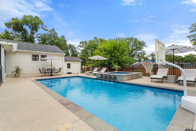 919 E Dulse St, Tyler, TX 75701
