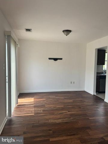 551 SHORT CURVE RD, Glen Burnie, MD 21061