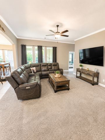 305 Paloma Street, Weatherford, TX 76087