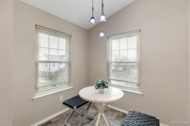 21384 E Glen Haven Circle, Northville, MI 48167
