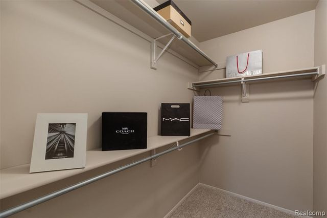 21384 E Glen Haven Circle, Northville, MI 48167