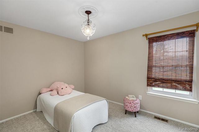 21384 E Glen Haven Circle, Northville, MI 48167