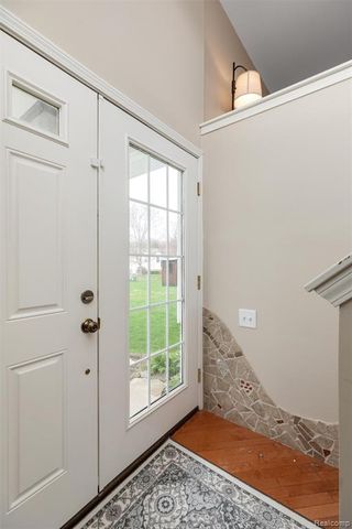 21384 E Glen Haven Circle, Northville, MI 48167