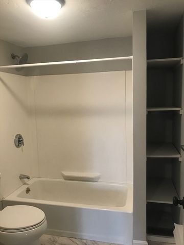 281 Bowen 2, Boston, MA 02127