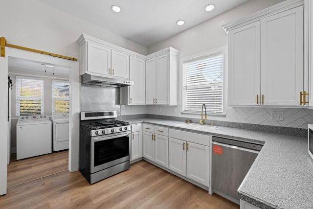 194 4th Street, Gilroy, CA 95020