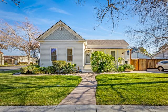 194 4th Street, Gilroy, CA 95020