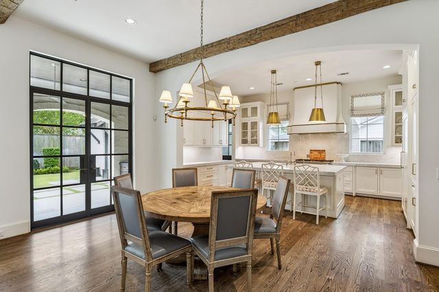 6231 Briar Rose Drive, Houston, TX 77057