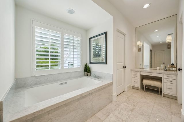 6231 Briar Rose Drive, Houston, TX 77057