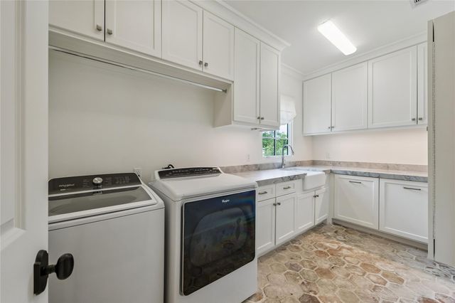 6231 Briar Rose Drive, Houston, TX 77057