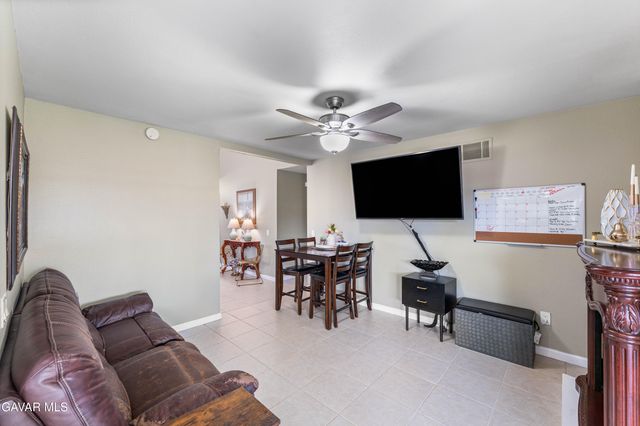 44202 E 4th Street, Lancaster, CA 93535
