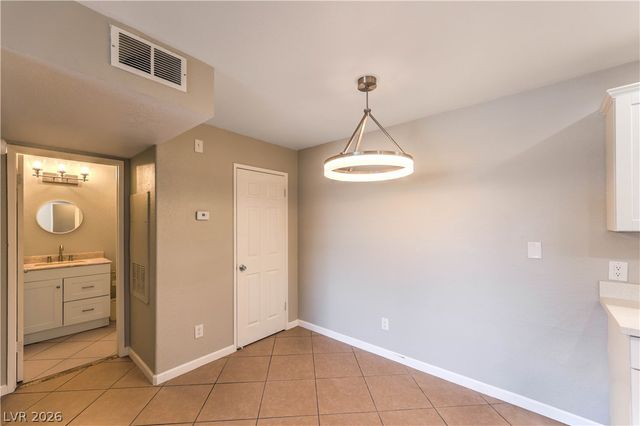 221 Mission Catalina Lane 101, Las Vegas, NV 89107