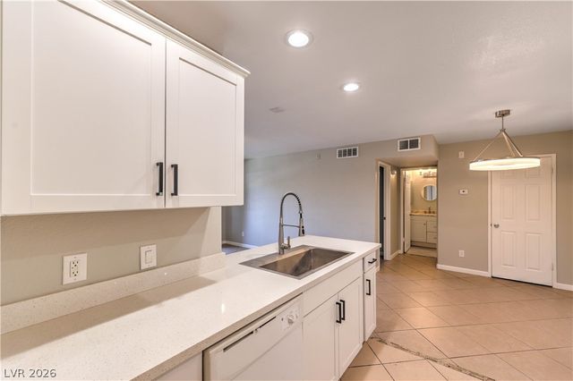 221 Mission Catalina Lane 101, Las Vegas, NV 89107