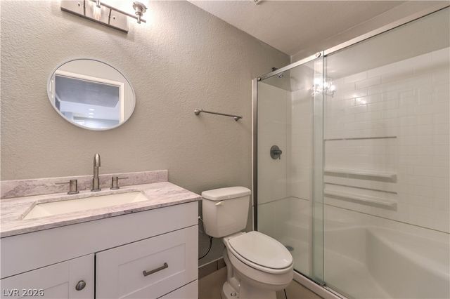 221 Mission Catalina Lane 101, Las Vegas, NV 89107