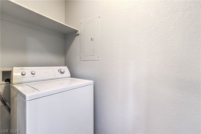 221 Mission Catalina Lane 101, Las Vegas, NV 89107