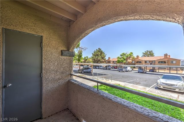 221 Mission Catalina Lane 101, Las Vegas, NV 89107