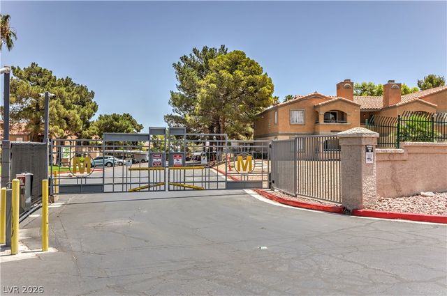 221 Mission Catalina Lane 101, Las Vegas, NV 89107